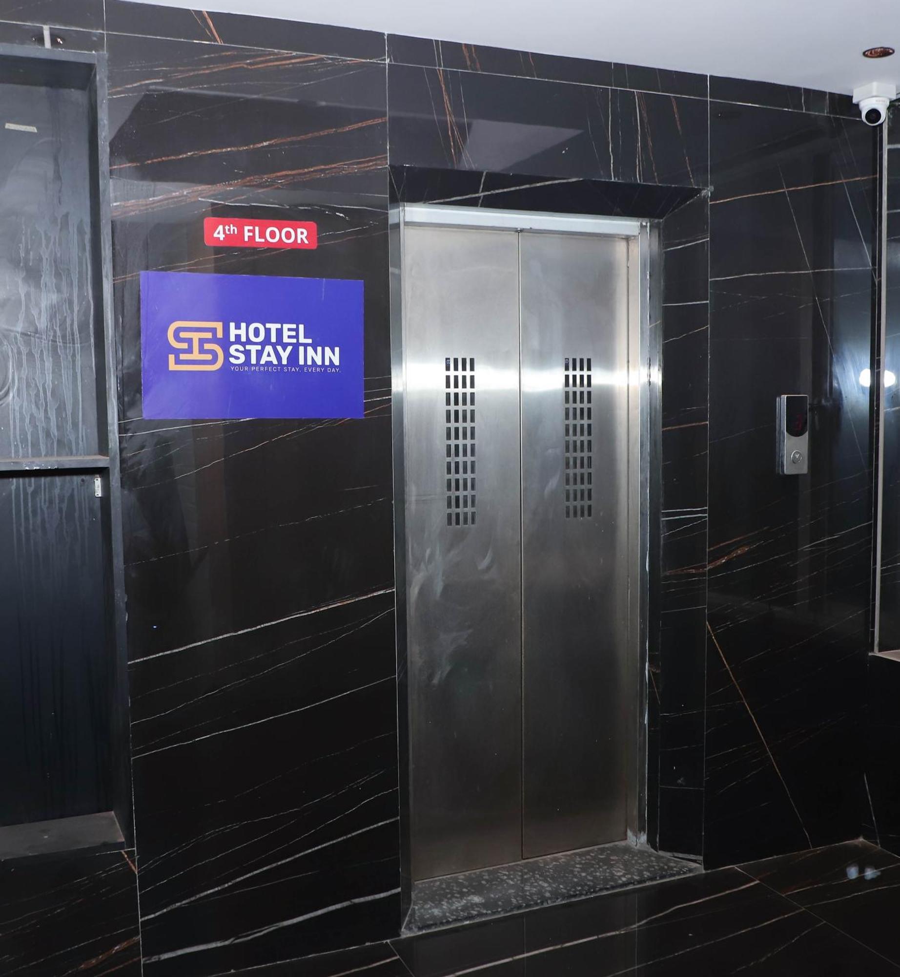 Hotel Arc Palace Bhiwandi Екстер'єр фото