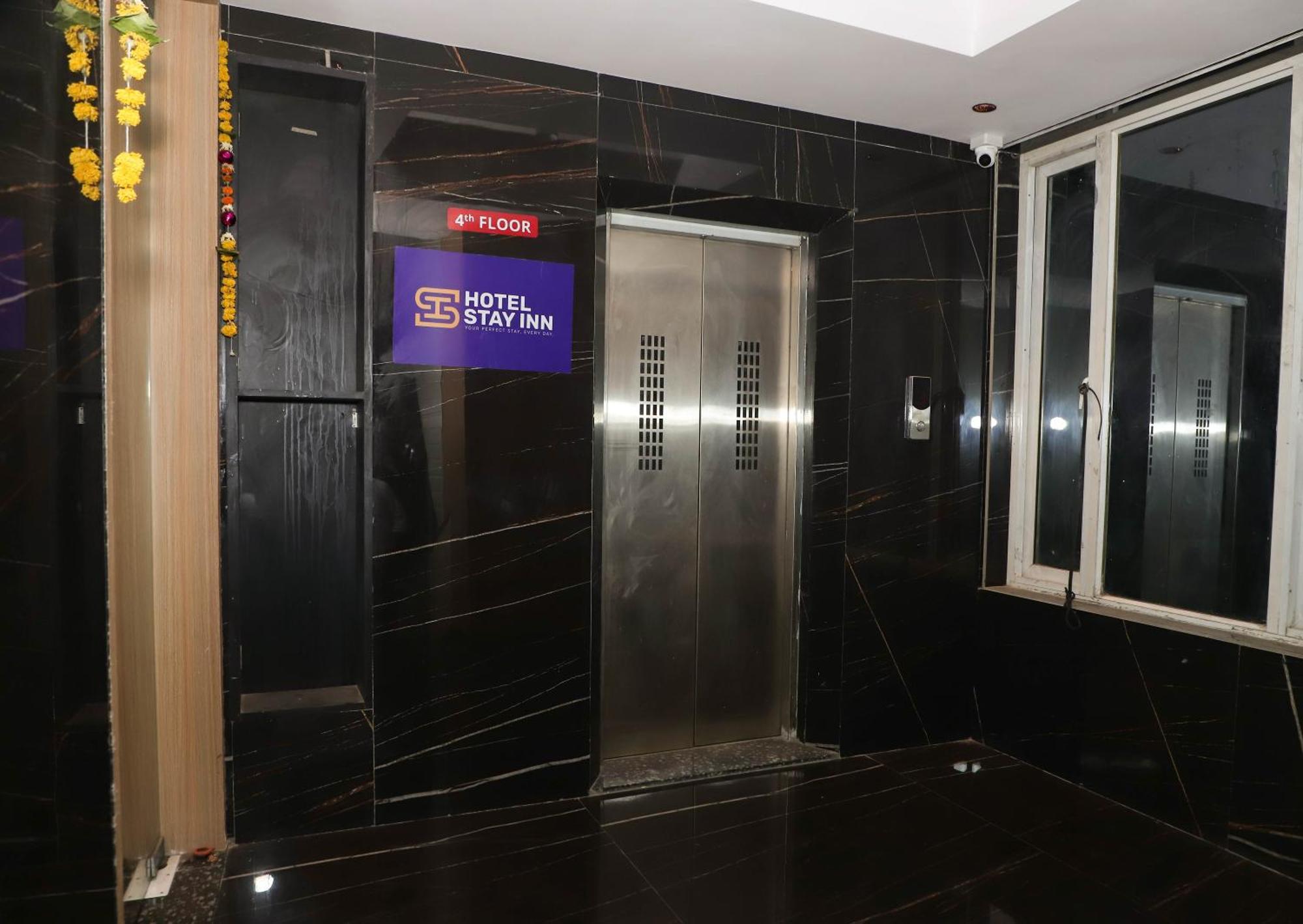 Hotel Arc Palace Bhiwandi Екстер'єр фото