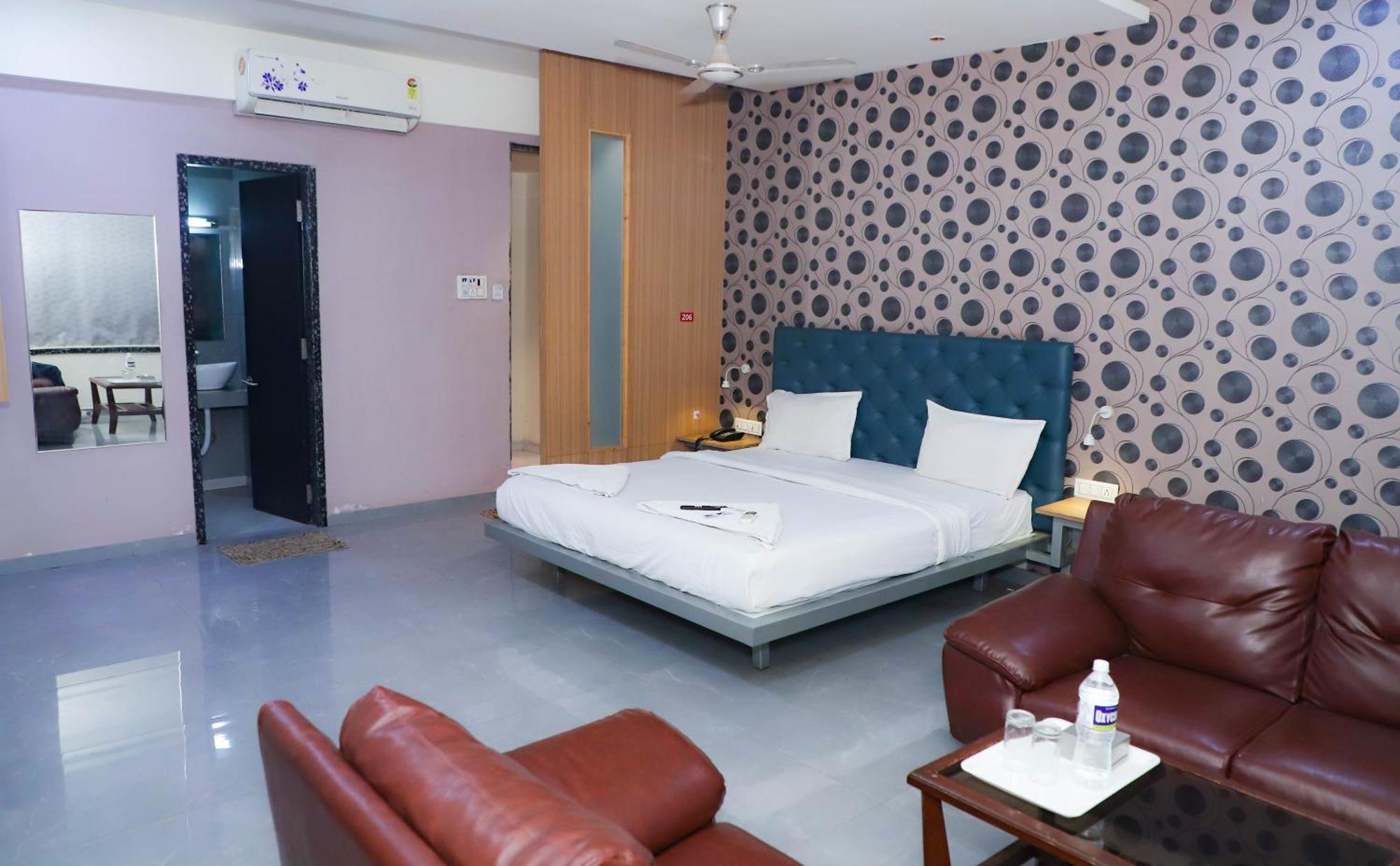 Hotel Arc Palace Bhiwandi Екстер'єр фото